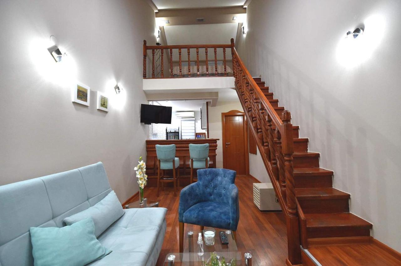 Apartman Royal Gornji Milanovac Exterior foto
